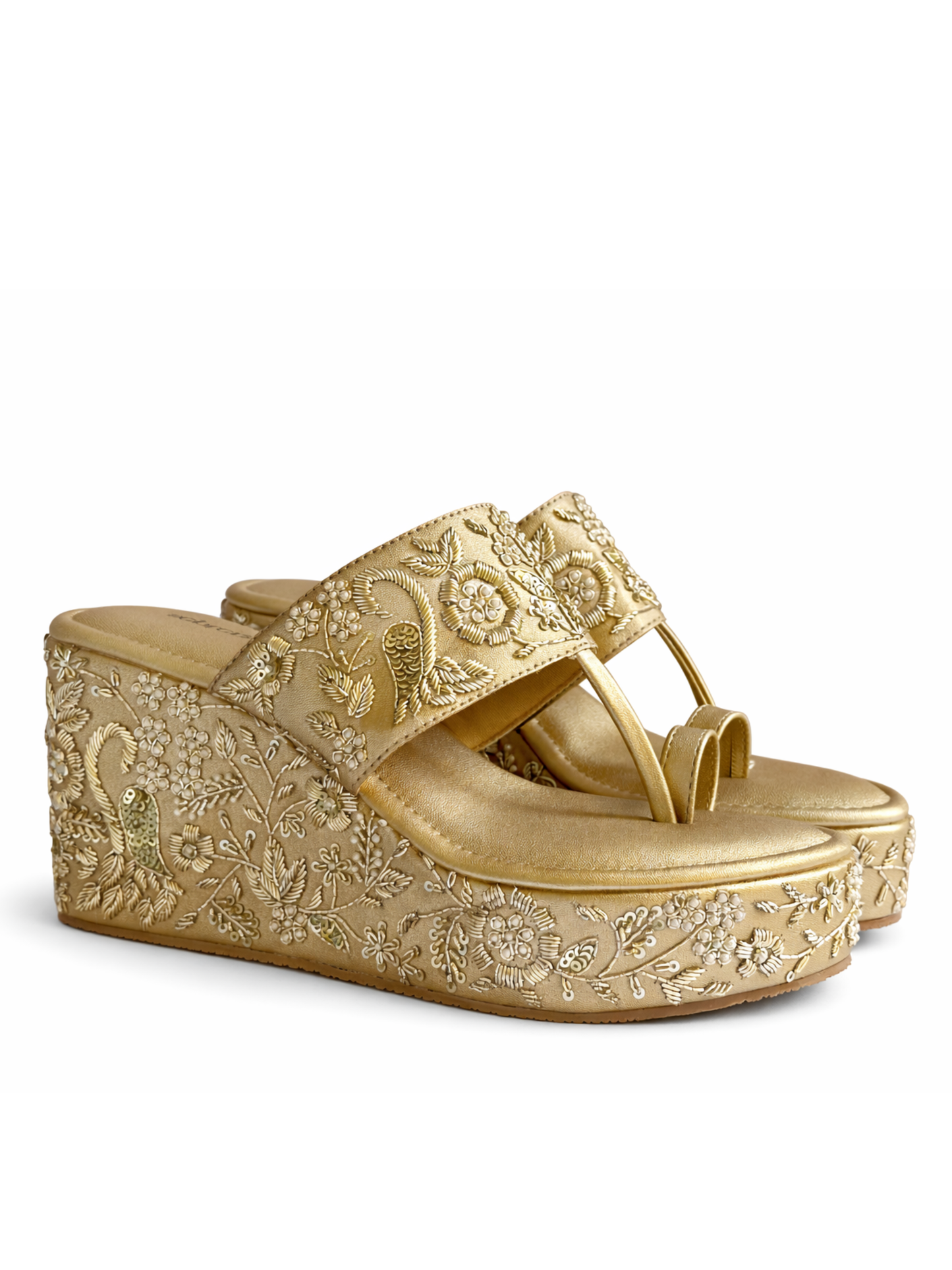 Arohi Glow-38