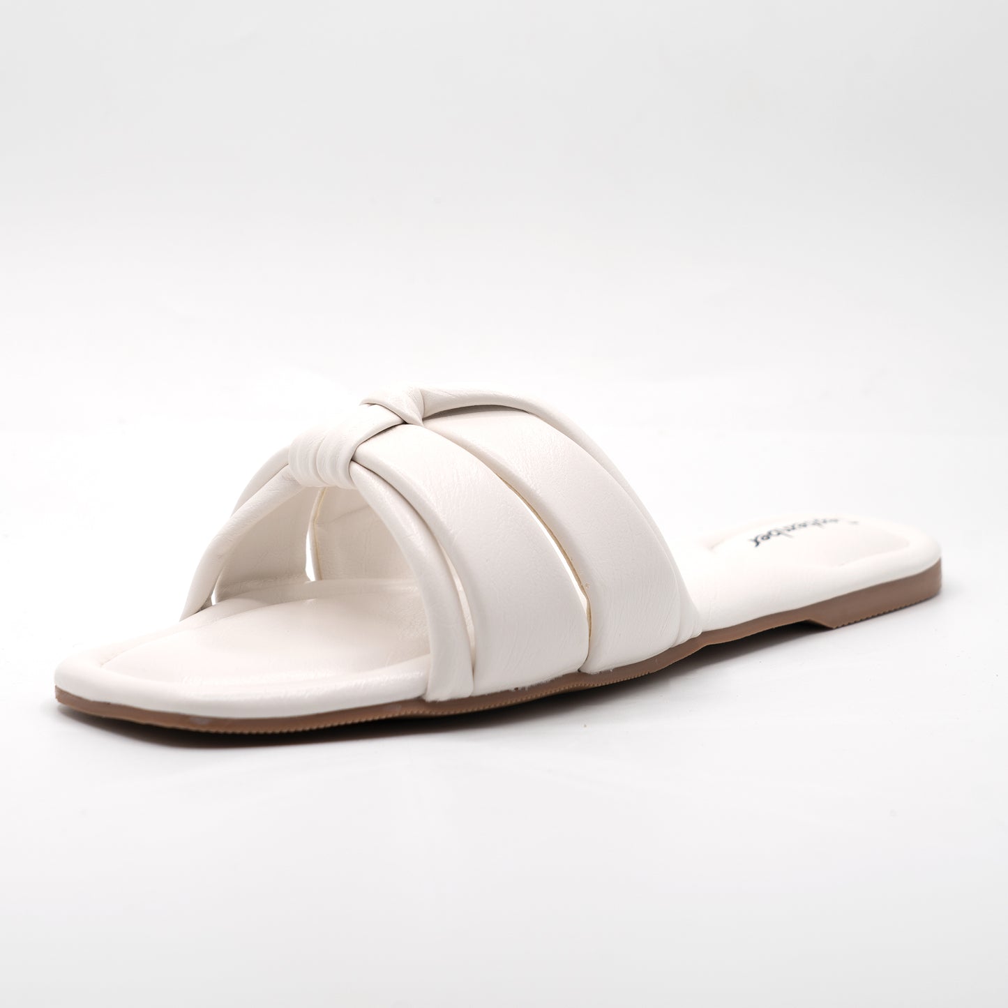 Pillow Walk (white)