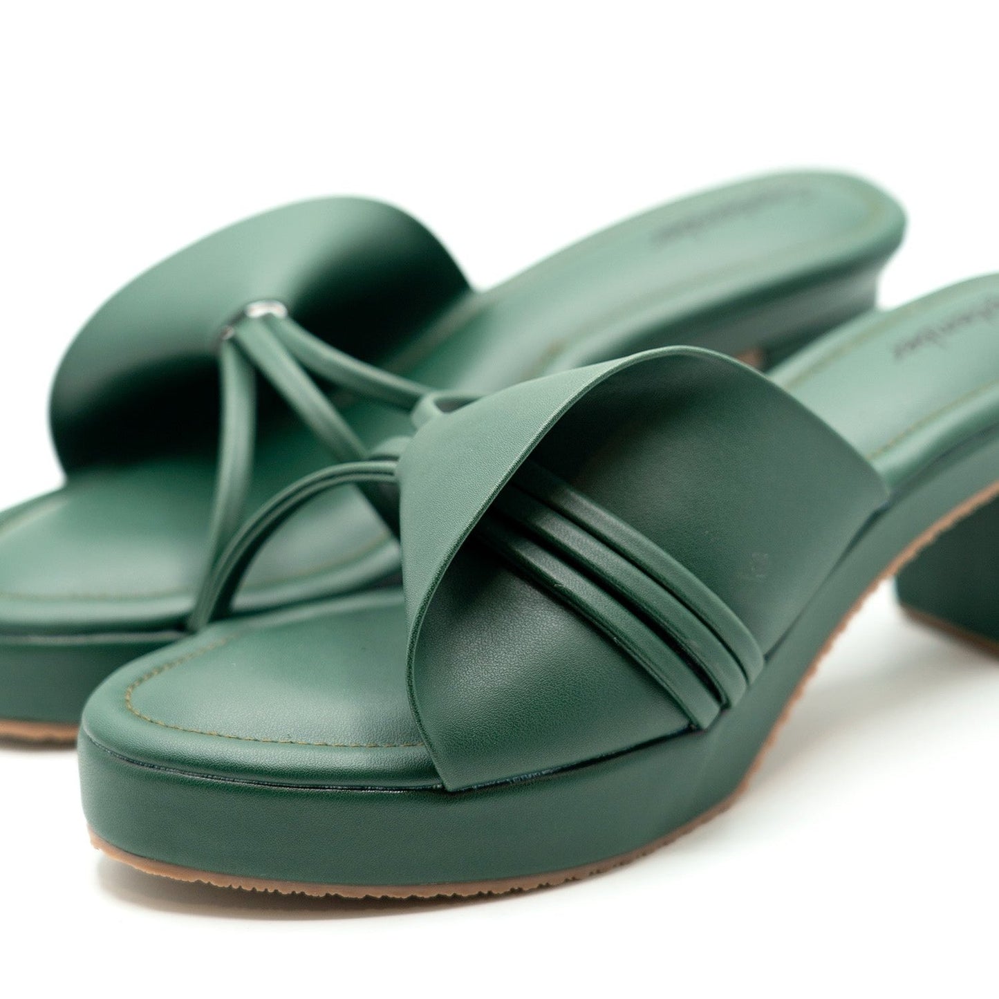 Bella- Green