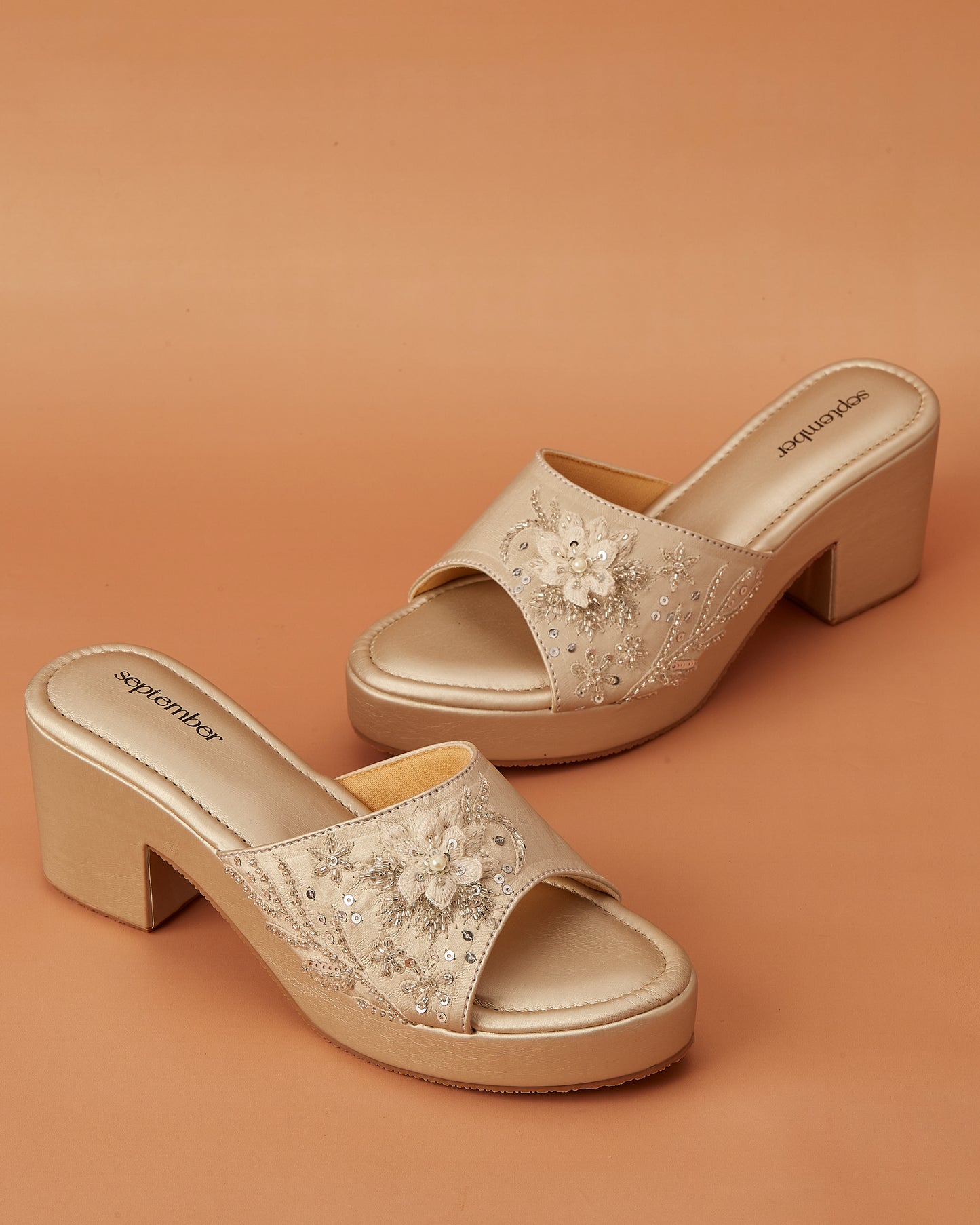 Aurora Glow (Champagne Gold)