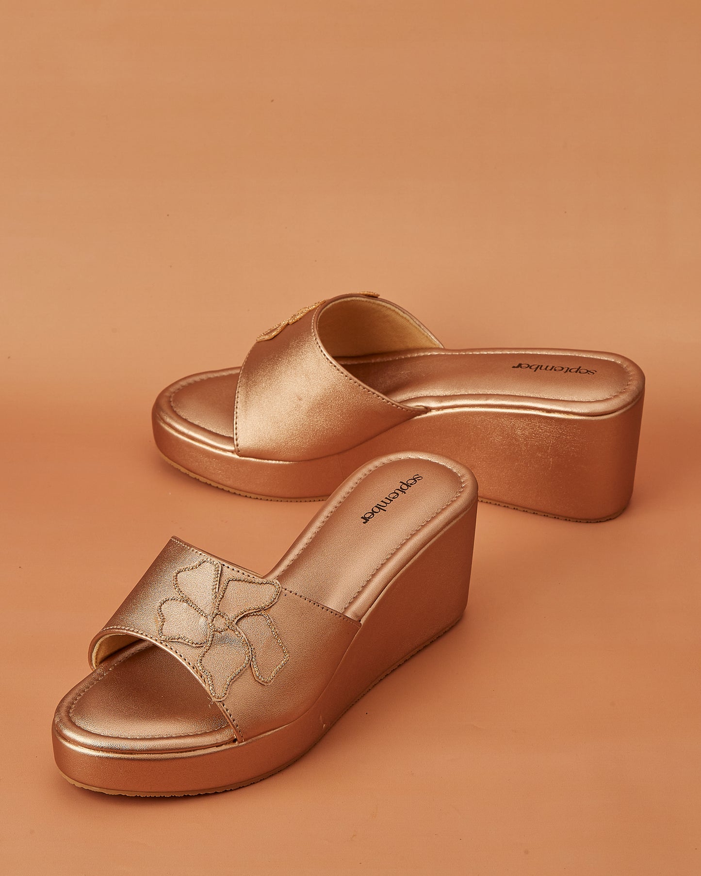 City Lights Stroll (Rose Gold)