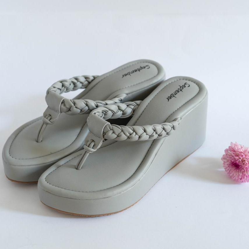 Braid Me Comfort- Grey
