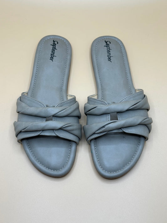 Empress of style-Grey-37