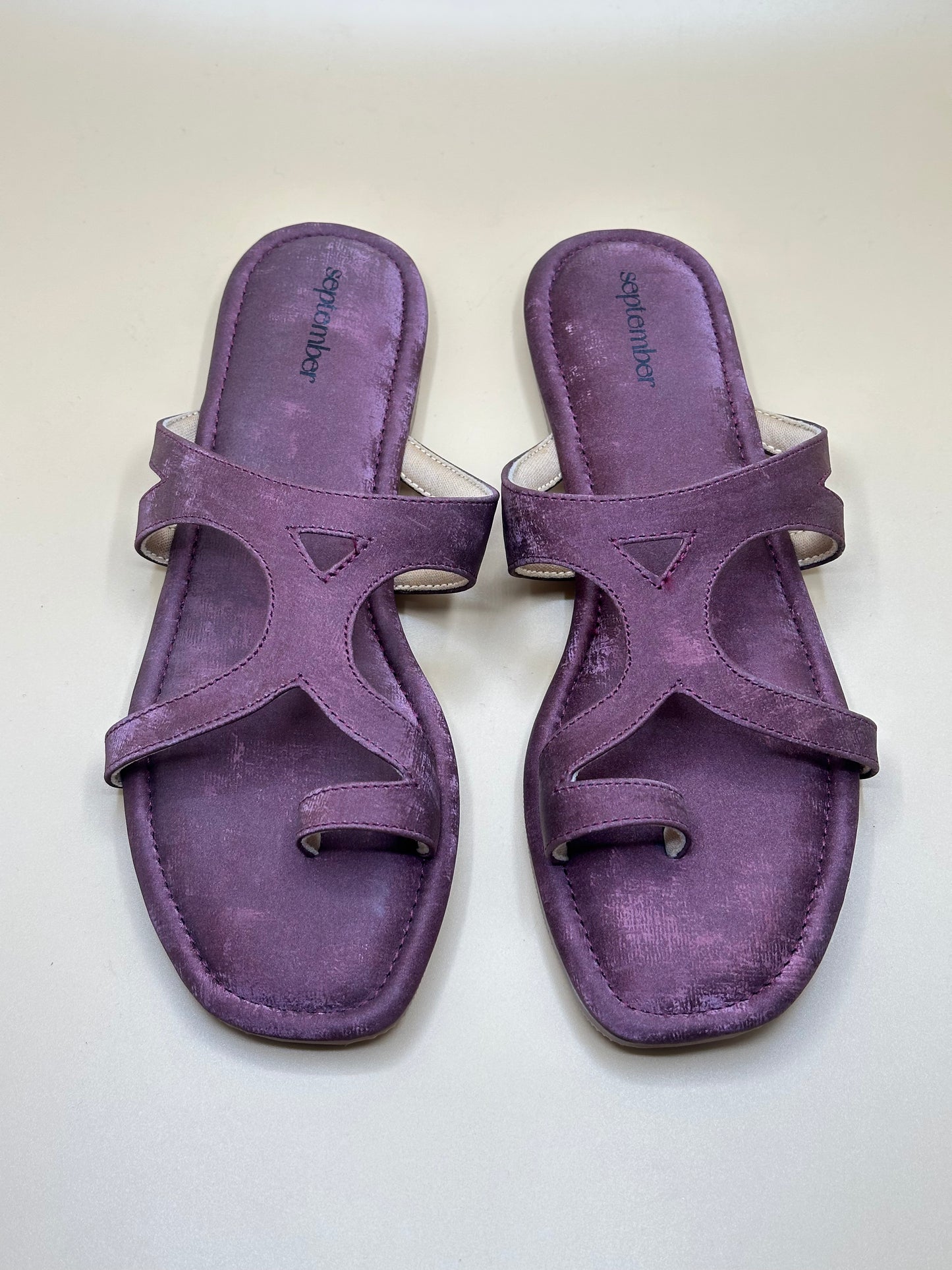 Glow and glide-Burgundy-39