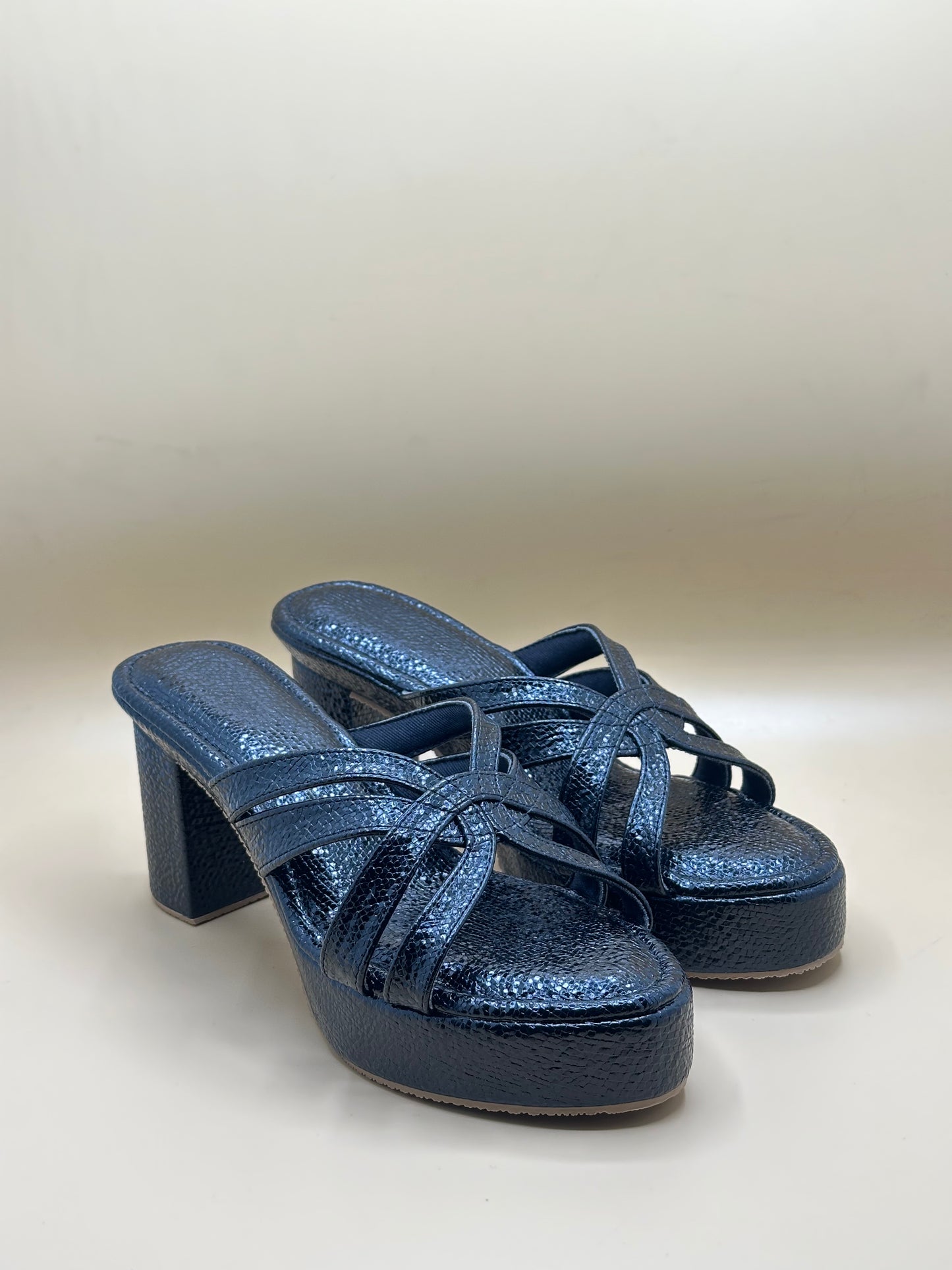 Main Character energy-Black