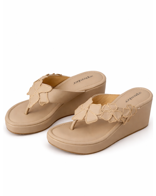 City Lights Stroll (Cream)